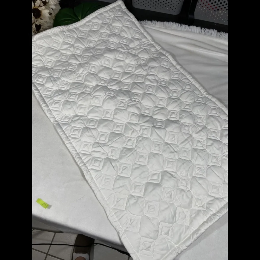 NEW Hotel Collection Alabastar Quilted 1‎ King Sham